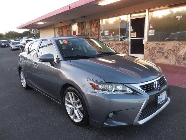 2014 Lexus CT 200h image 0