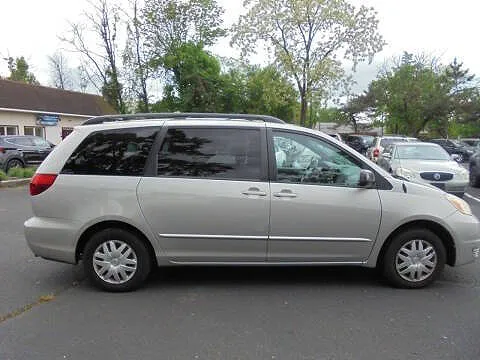 2005 Toyota Sienna