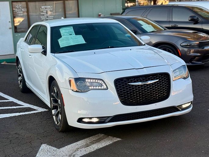 2016 Chrysler 300