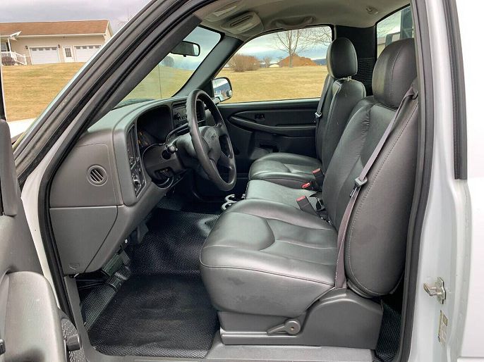 2005 GMC Sierra 2500HD