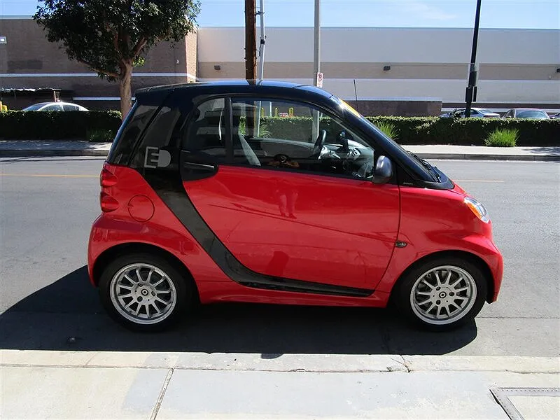 2014 Smart Fortwo null image 5