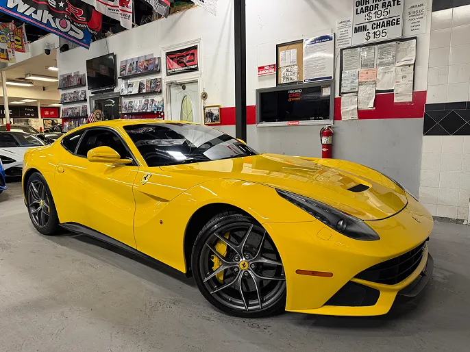 2015 Ferrari F12