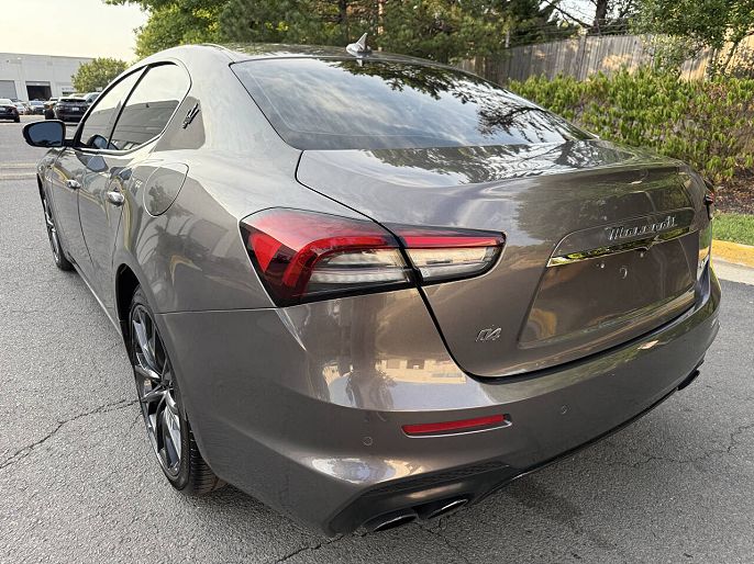 2022 Maserati Ghibli