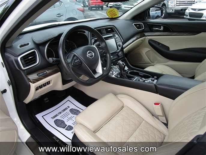 2016 Nissan Maxima