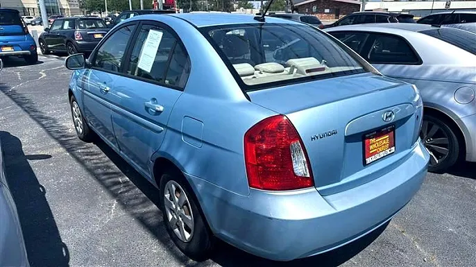 2011 Hyundai Accent