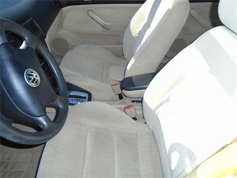 2001 Volkswagen Golf GLS Turbo image 2
