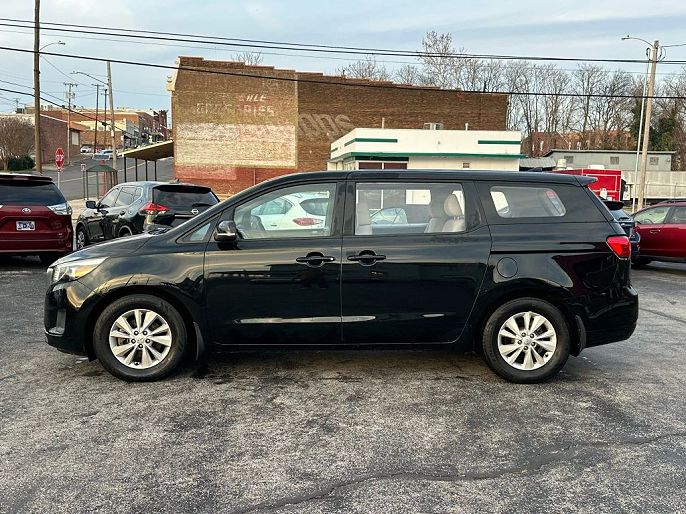 2016 Kia Sedona