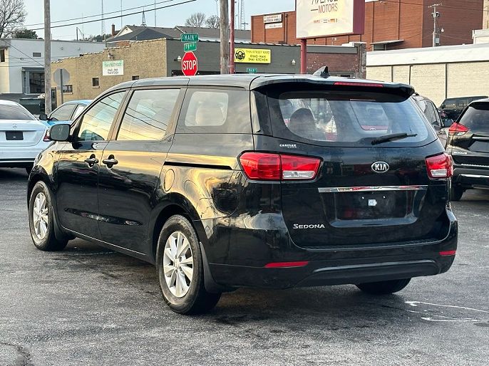 2016 Kia Sedona
