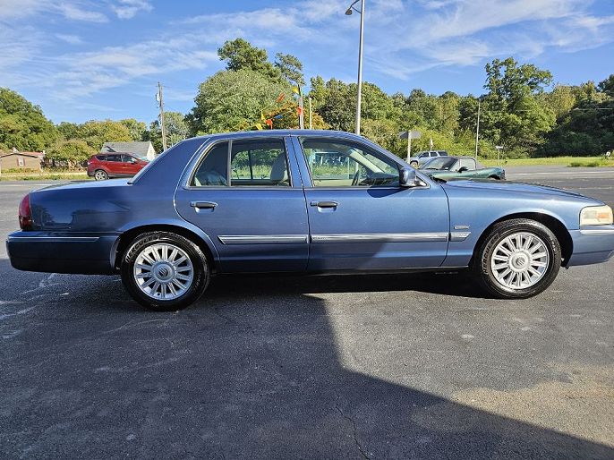 2011 Mercury Grand Marquis