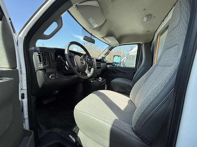 2024 GMC Savana