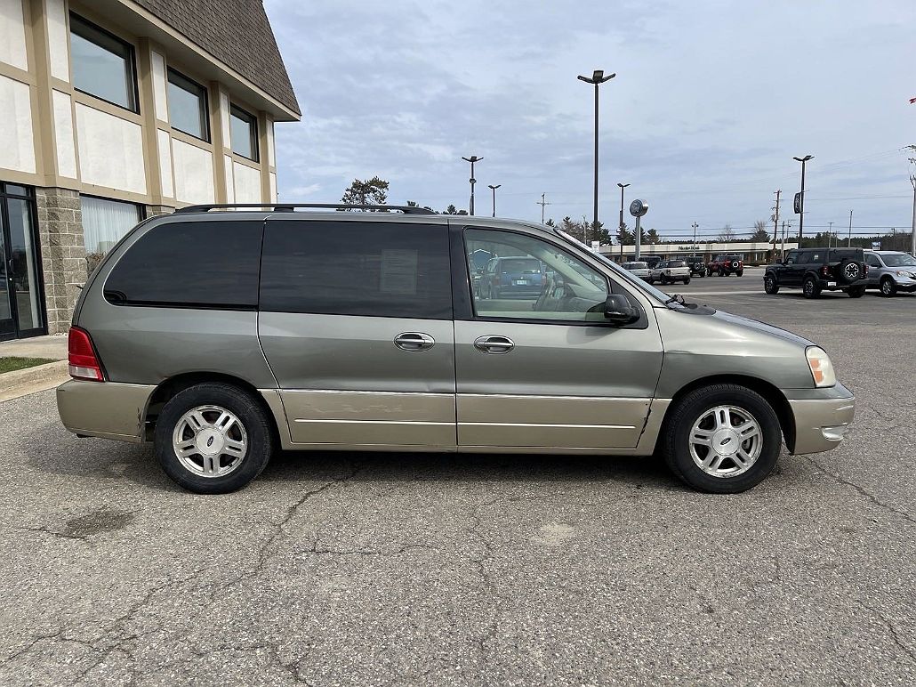 2004 Ford Freestar Limited Edition image 2