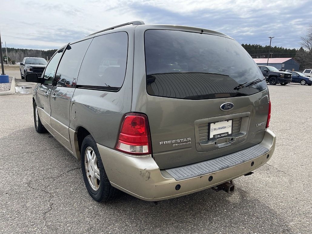2004 Ford Freestar Limited Edition image 4