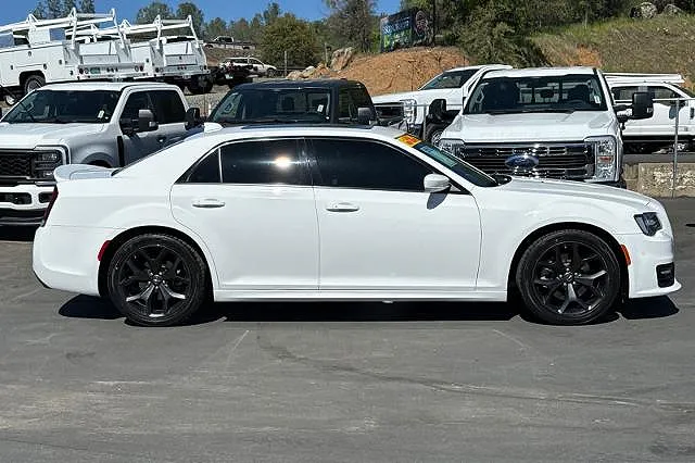 2022 Chrysler 300