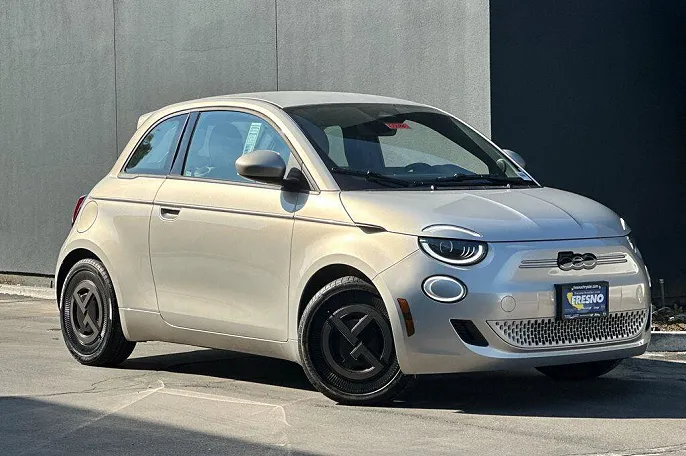 2025 Fiat 500e