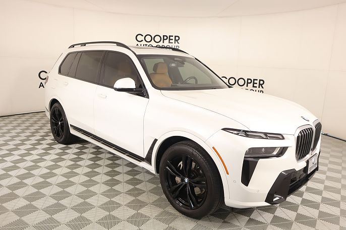 2024 BMW X7