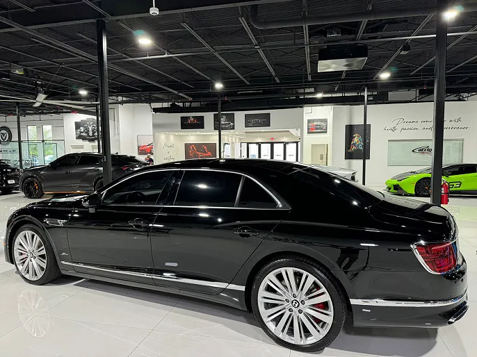 2023 Bentley Flying Spur