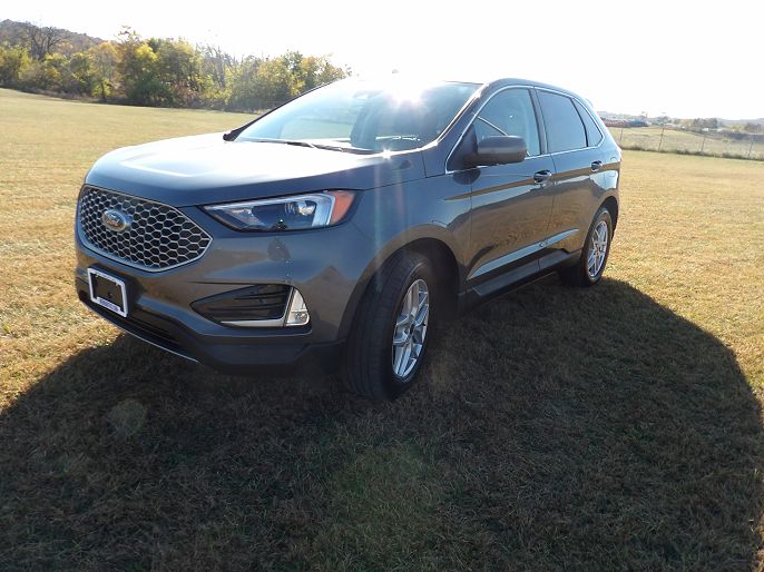 2023 Ford Edge