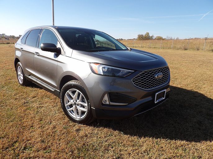 2023 Ford Edge