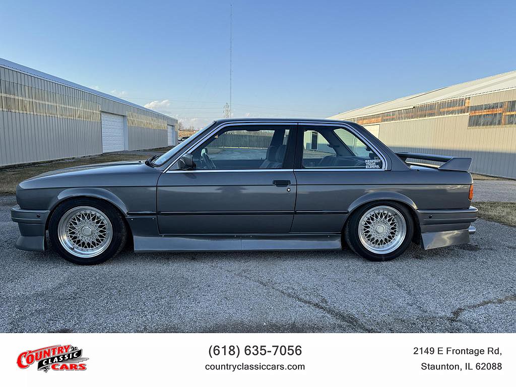 1987 BMW 3 Series 325e image 3