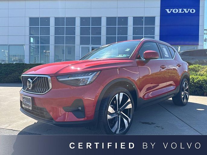 2023 Volvo XC40