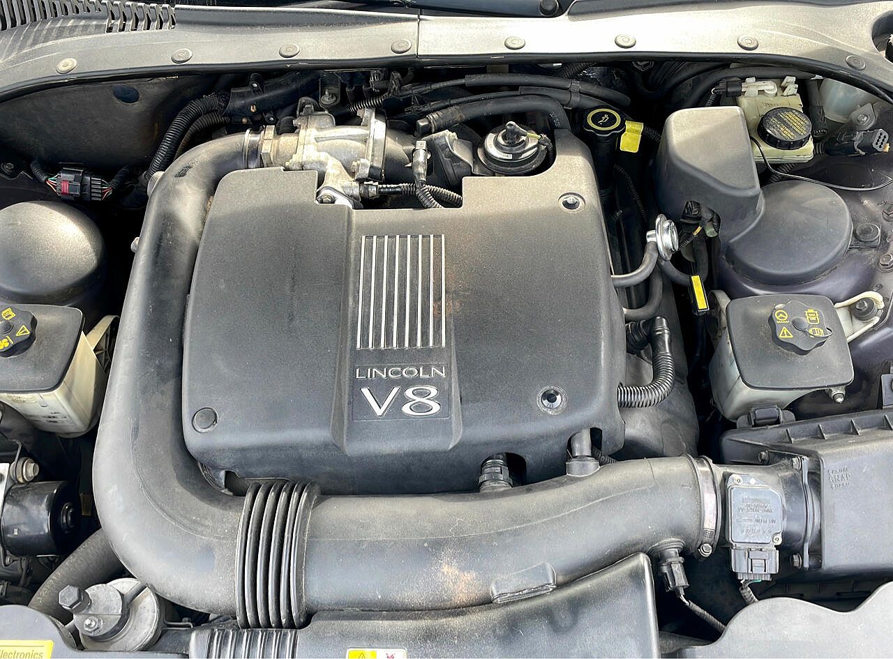 2001 Lincoln LS null image 6