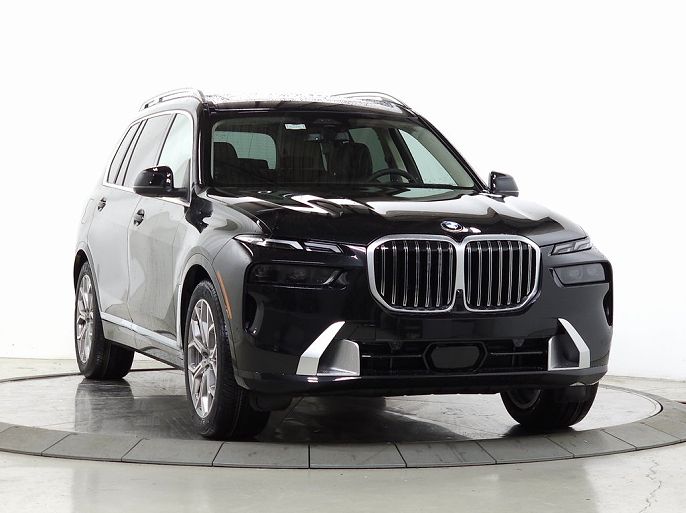 2025 BMW X7
