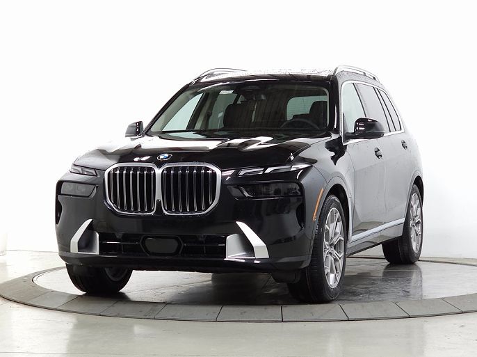 2025 BMW X7