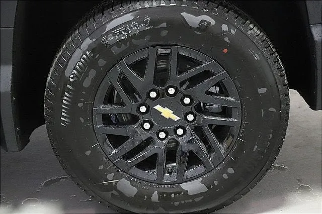 2025 Chevrolet Silverado EV