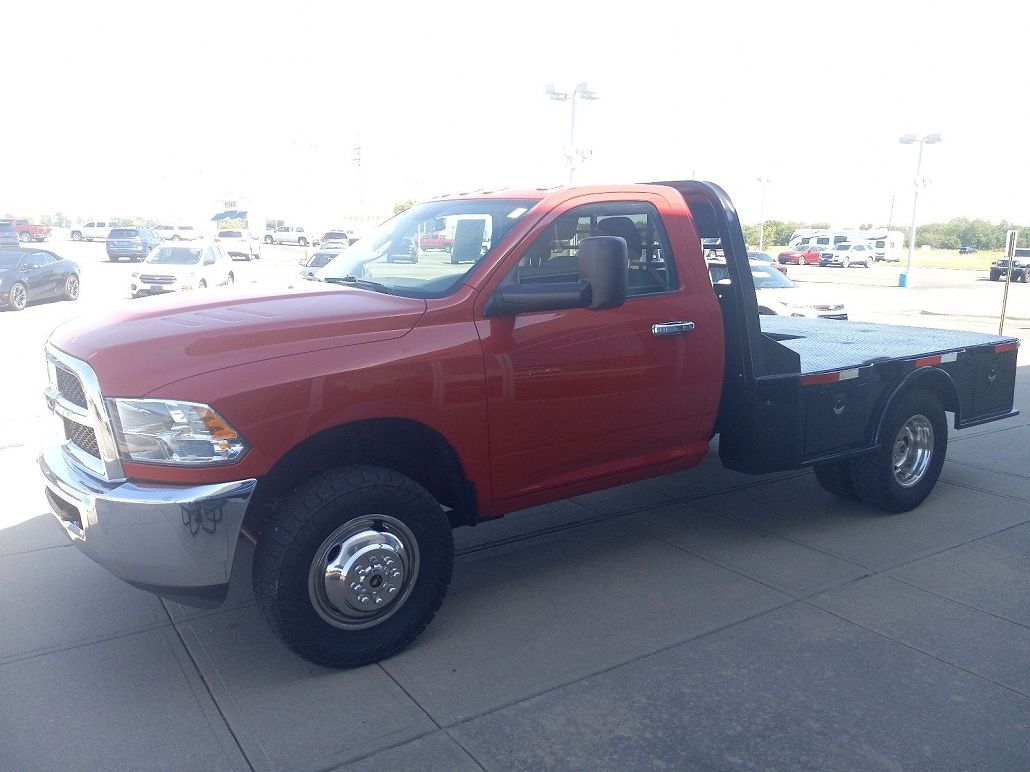 2017 Ram 3500 Tradesman image 1