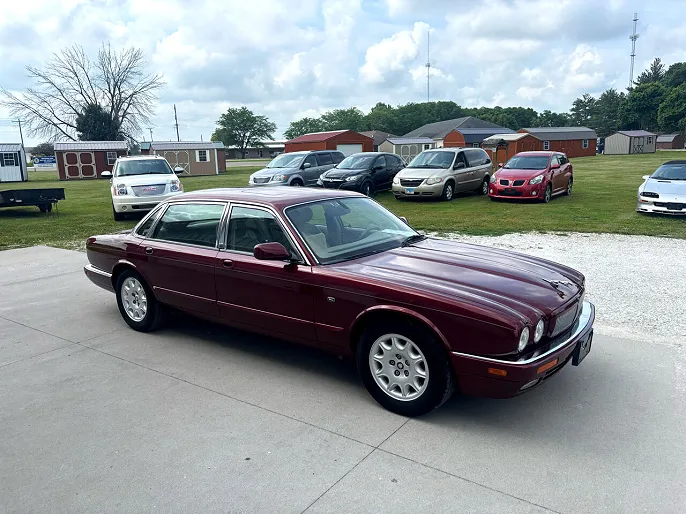 2000 Jaguar XJ