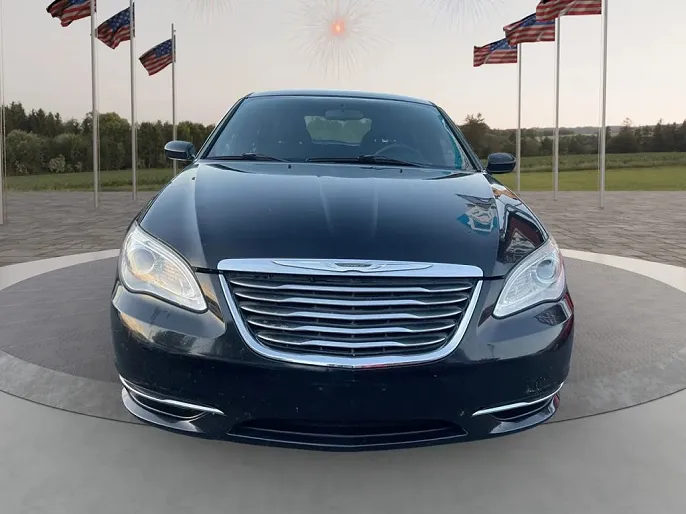 2013 Chrysler 200