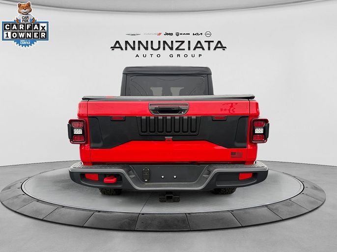 2025 Jeep Gladiator