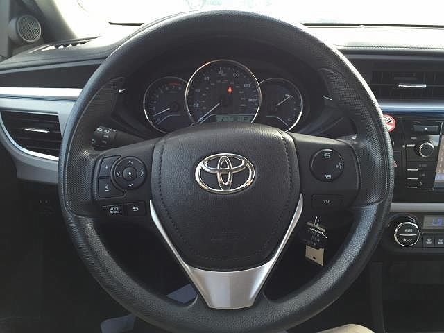 2015 Toyota Corolla L image 12