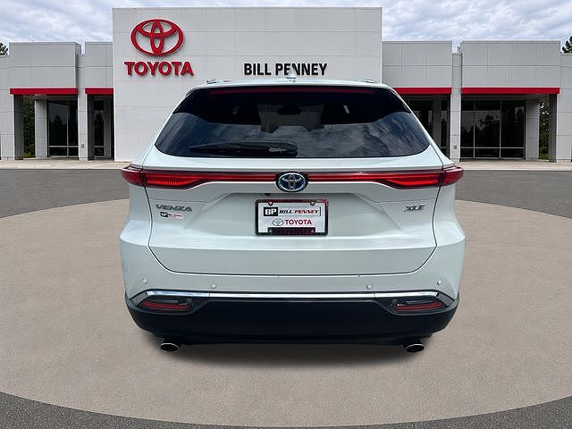 2023 Toyota Venza