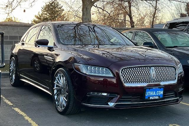 2018 Lincoln Continental Reserve image 2