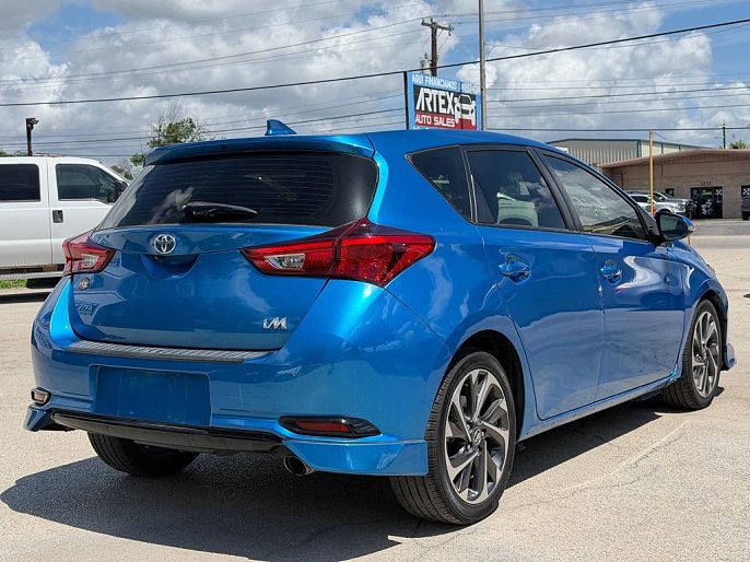 2018 Toyota Corolla iM