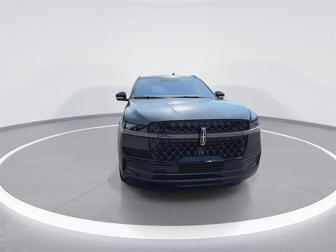 2025 Lincoln Navigator L