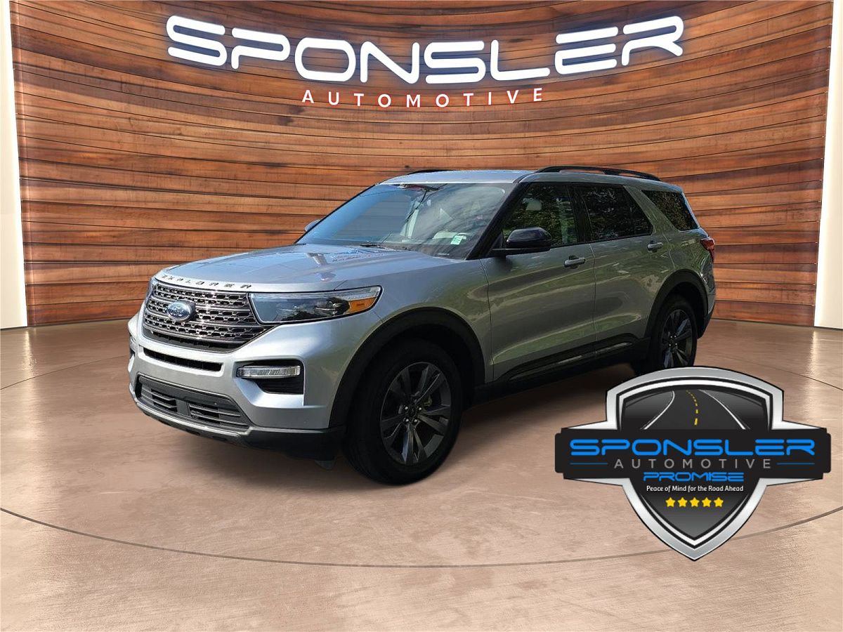 2022 Ford Explorer XLT photo 11