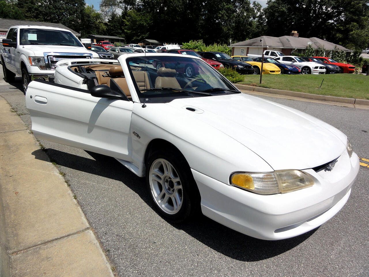 1996 Ford Mustang GT image 20