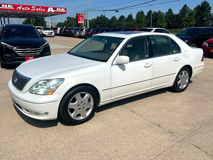 2004 Lexus LS