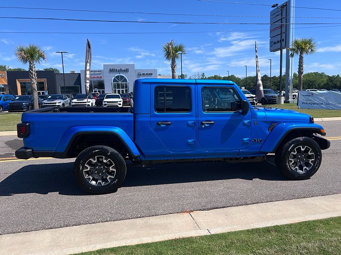 2026 Jeep Gladiator