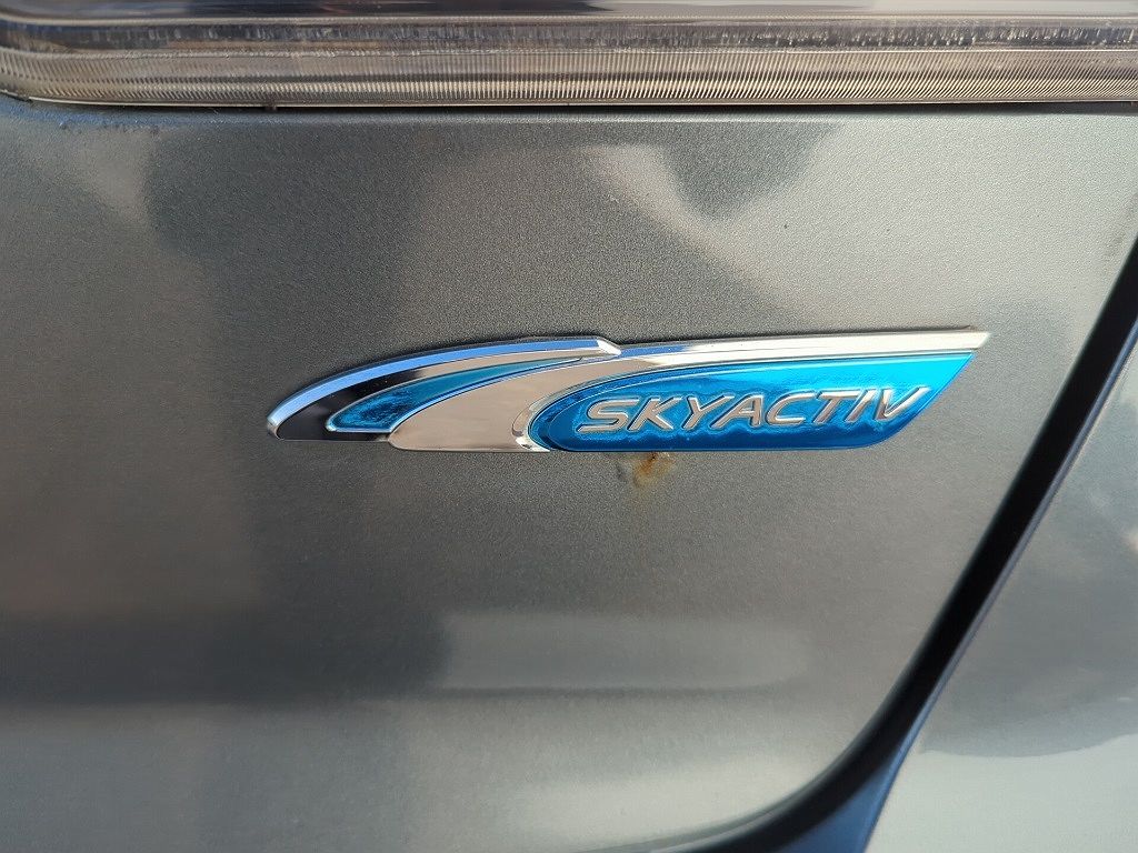 2013 Mazda Mazda3 null image 5