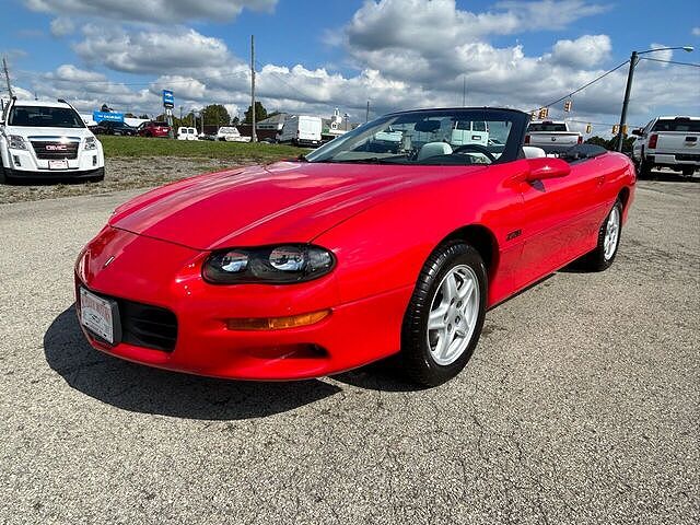 1998 Chevrolet Camaro Z28 image 1