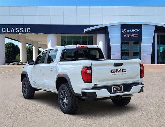 2024 GMC Canyon
