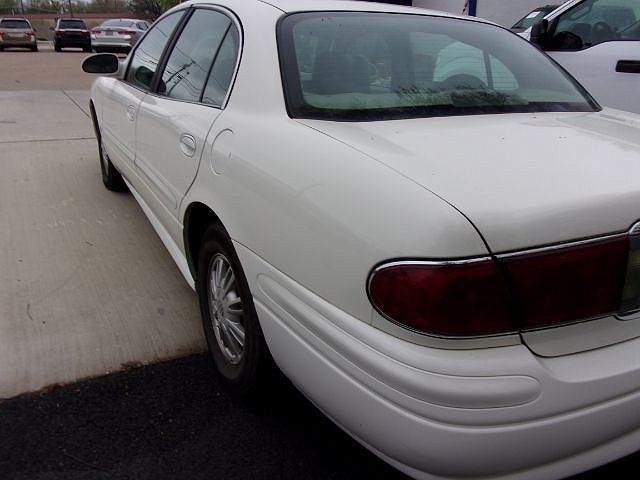 2003 Buick LeSabre Custom image 2
