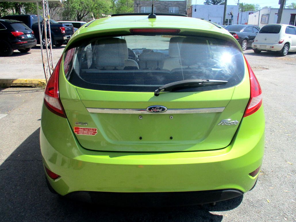 2012 Ford Fiesta SES image 3