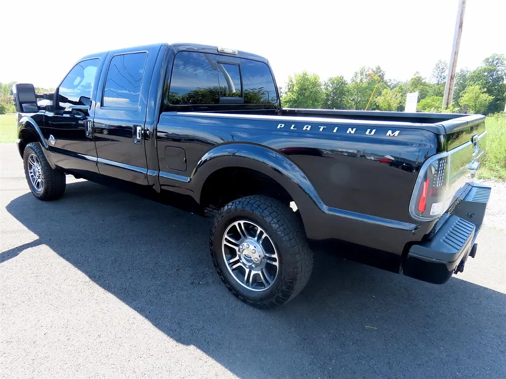 2016 Ford F-250 null image 3