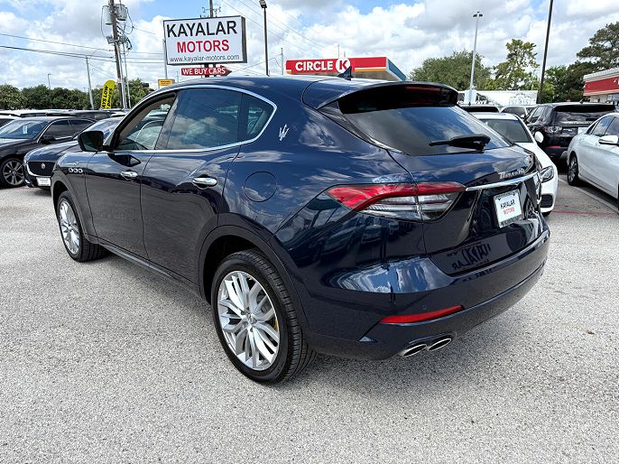 2022 Maserati Levante