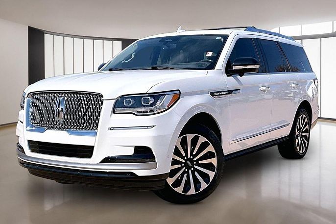 2022 Lincoln Navigator