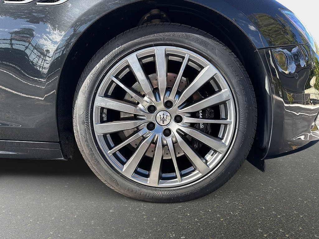 2022 Maserati Ghibli